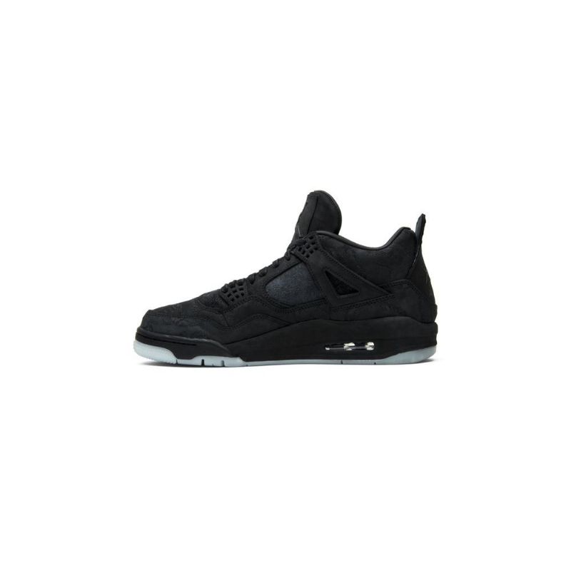 Air Jordan 4 Kaws Retro Fekete Férfi Cipő