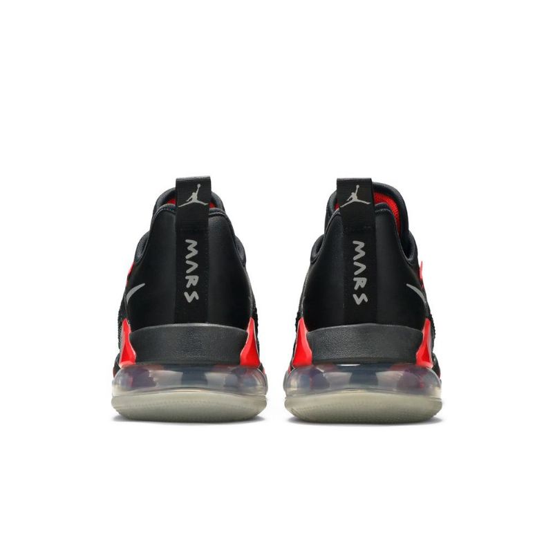 Air Jordan Mars 270 Alacsony Fekete Piros Ezüst Férfi Cipő