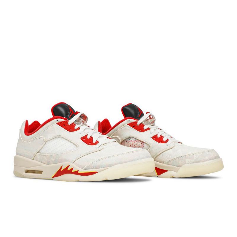 Air Jordan 5 Retro Alacsony Fehér Piros Fekete Férfi Cipő