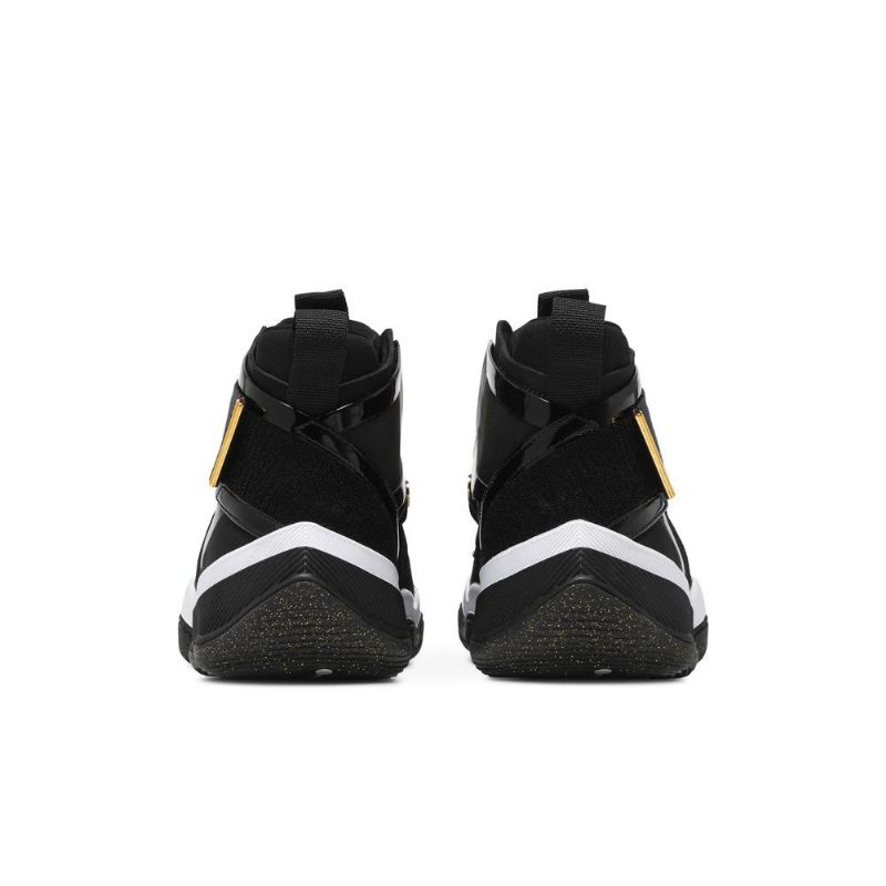 Air Jordan 23 Ajnt 23 Fekete Fehérarany Férfi Cipő