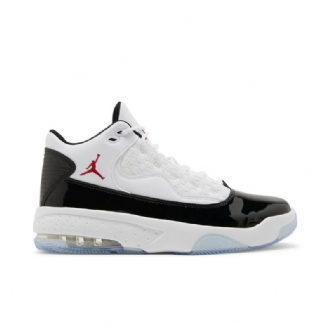 Air Jordan Max Aura 2 Fehér Fekete Piros Férfi Cipő
