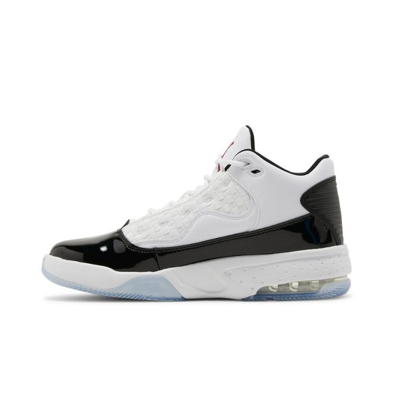 Air Jordan Max Aura 2 Fehér Fekete Piros Férfi Cipő