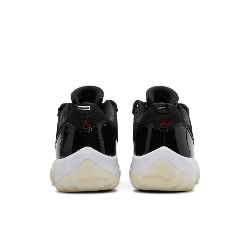 Air Jordan 11 Retro Alacsony Fekete Fehér Férfi Cipő