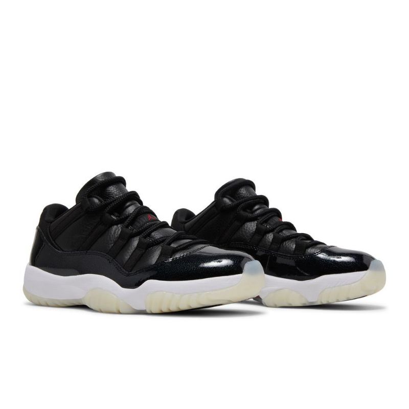 Air Jordan 11 Retro Alacsony Fekete Fehér Férfi Cipő