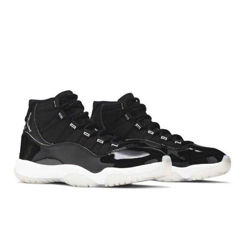 Air Jordan 11 Retro Fekete Ezüst Női Cipő