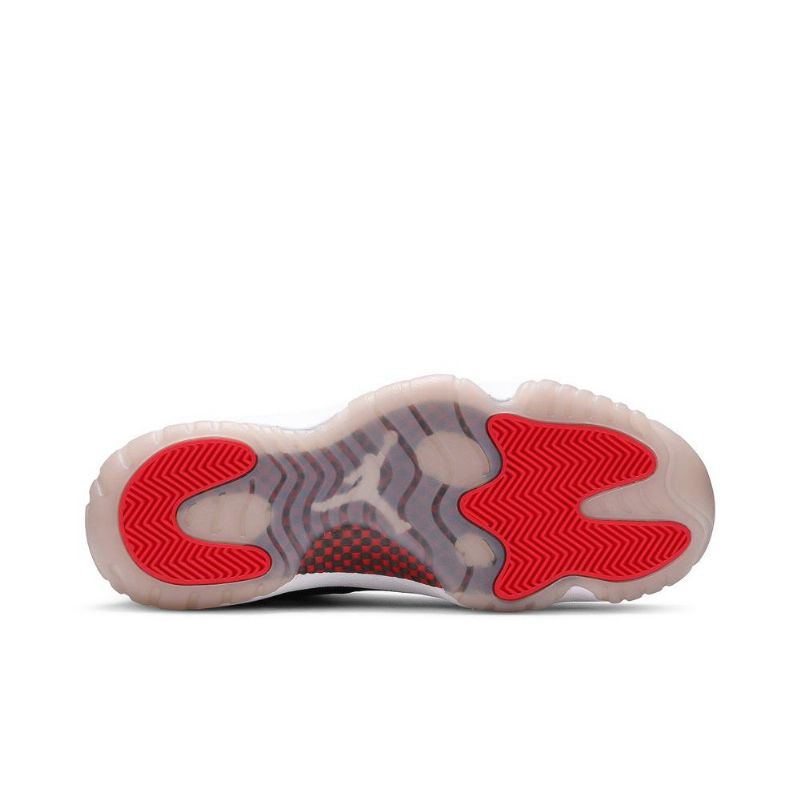 Air Jordan 11 Retro Low Ie Fekete Piros Fehér Férfi Cipők