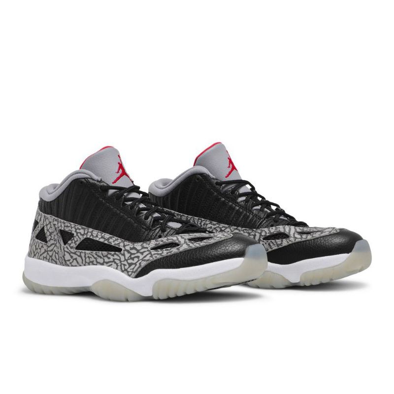 Air Jordan 11 Retro Low Ie Fekete Szürke Piros Fehér Férfi Cipők