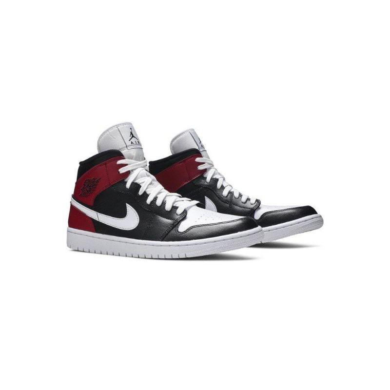 Air Jordan 1 Közép Fekete Piros Fehér Női Cipő