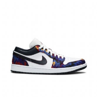 Air Jordan 1 Low Se Fehér Többszínű Férfi Cipő