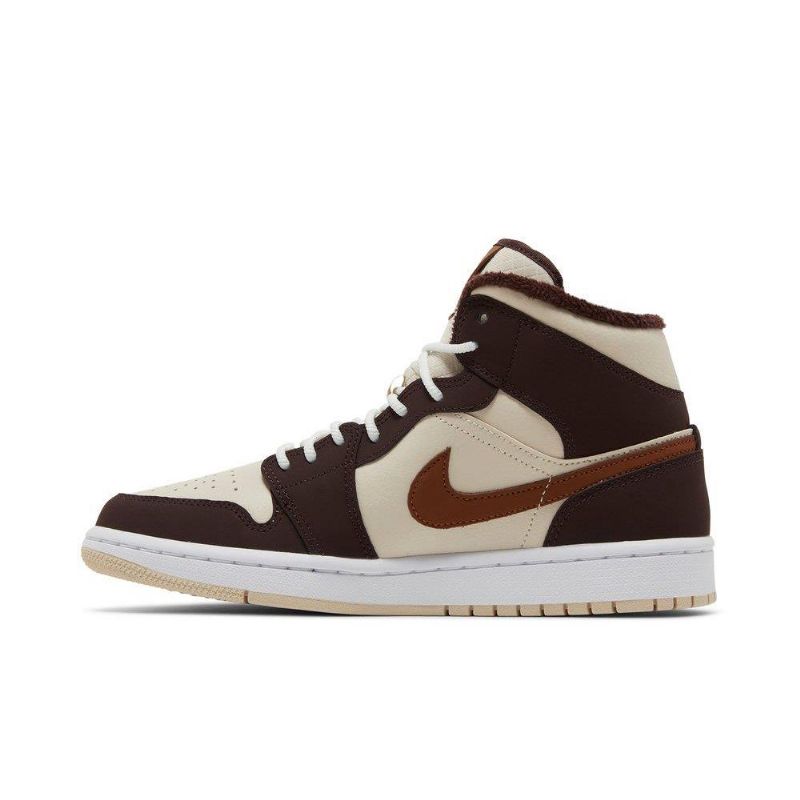 Air Jordan 1 Mid Se Bézs Barna Női Cipő