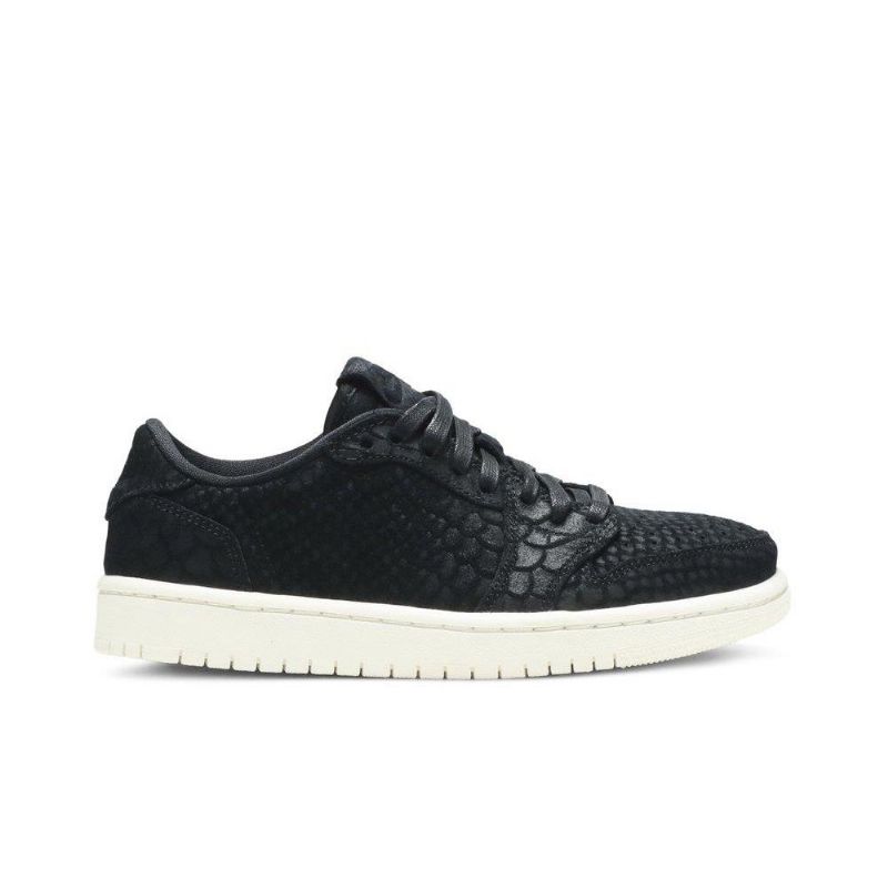 Air Jordan 1 Retro Alacsony Fekete Fehér Női Cipő