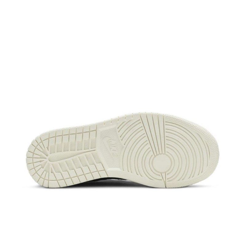 Air Jordan 1 Retro Alacsony Fekete Fehér Női Cipő