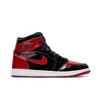 Air Jordan 1 Retro High Og Fekete Piros Fehér Férfi Cipők