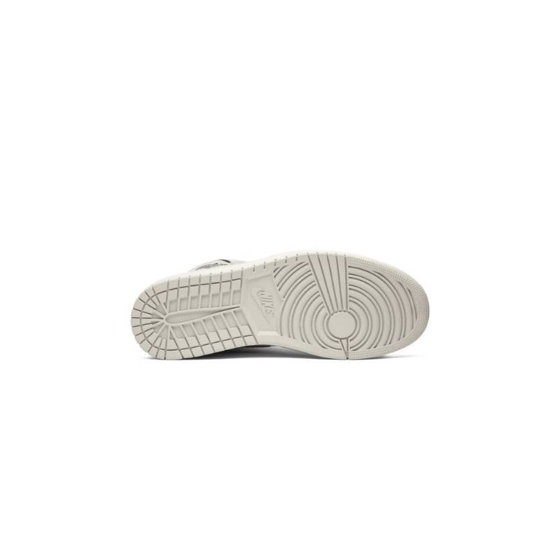 Air Jordan 1 Retro High Sb Bézs Szürke Fekete Férfi Cipő