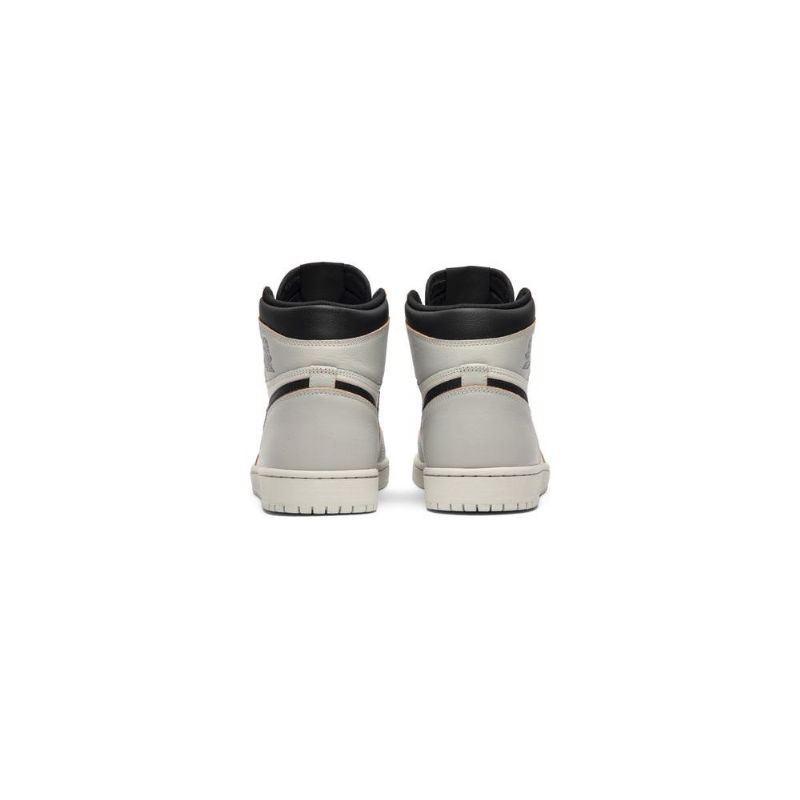 Air Jordan 1 Retro High Sb Bézs Szürke Fekete Férfi Cipő