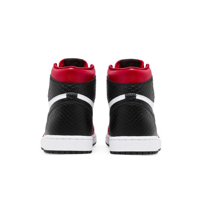Air Jordan 1 Retro Magas És Piros Fehér Fekete Női Cipő