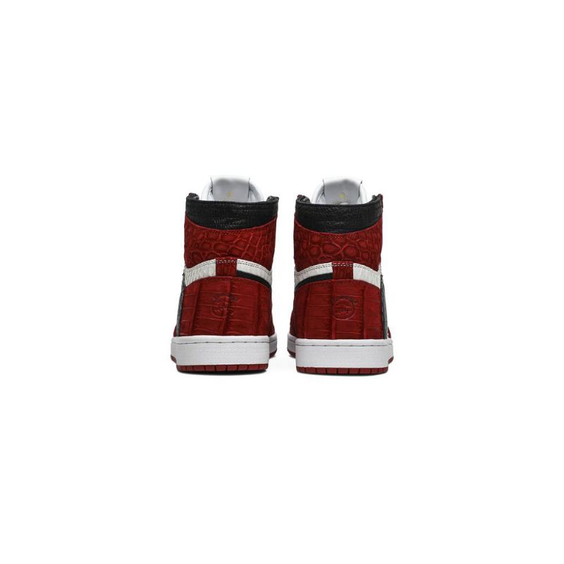 Air Jordan 1 The Shoe Surgeon Retro Magas Piros Fehér Fekete Férfi Cipő